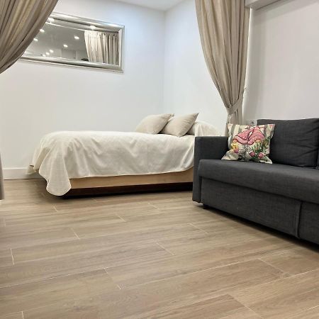 Appartamento Apartamento Junto Al Metro Delicias Madrid Esterno foto